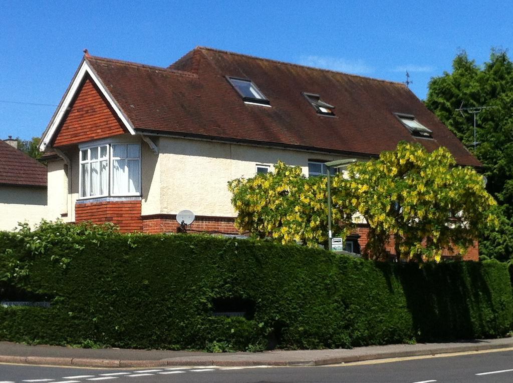 Pound Corner Apartment Godalming Exterior photo